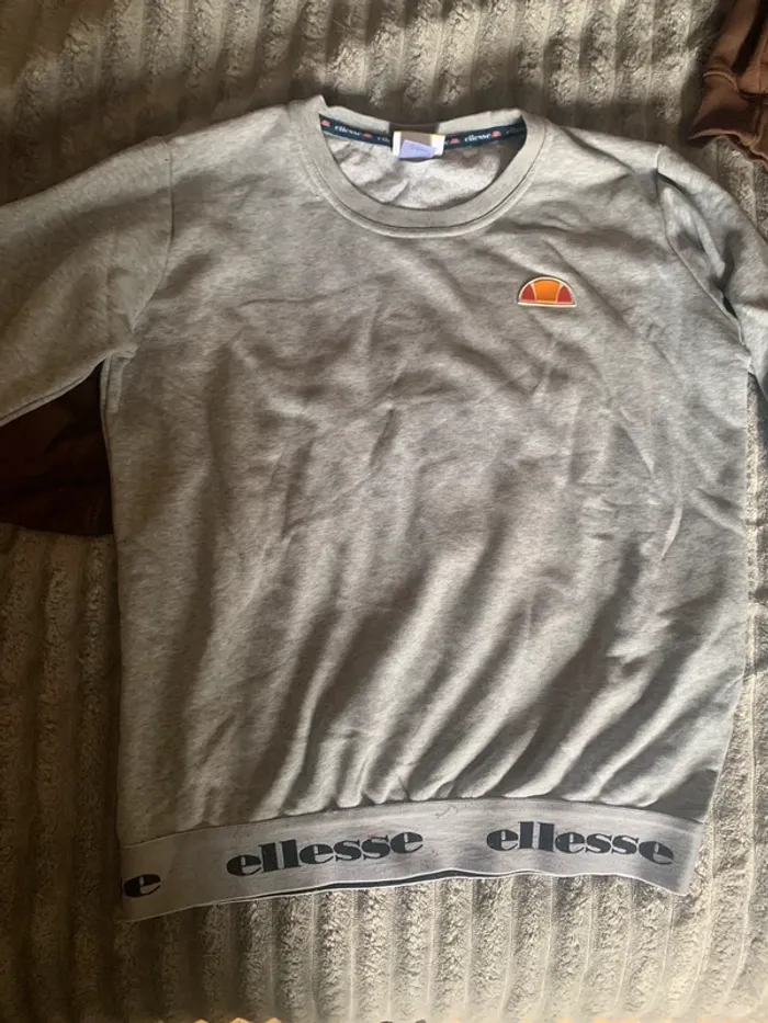 Pull ellesse