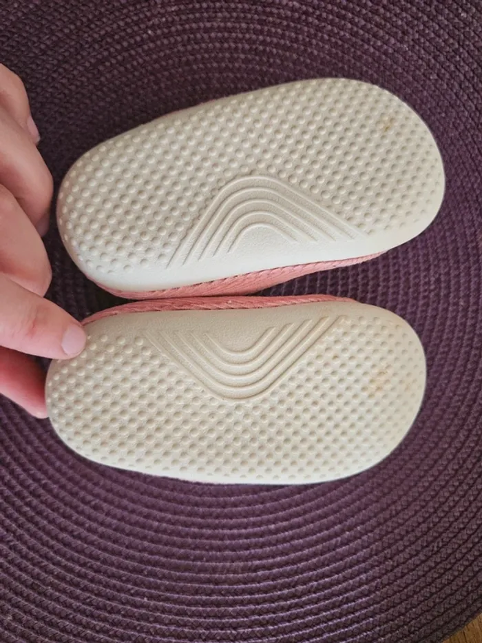 Chaussures rose Obaibi taille 20 - photo numéro 4