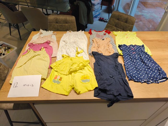 Lot vêtement 12 mois - photo numéro 2
