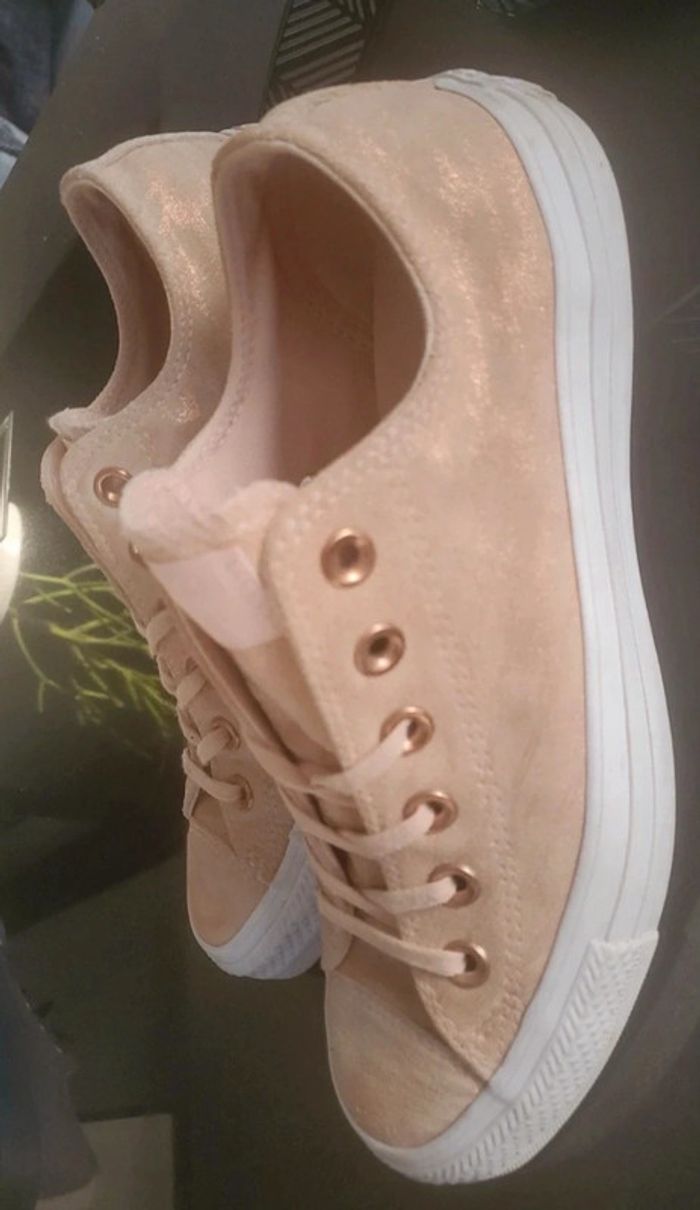 Converse - photo numéro 3