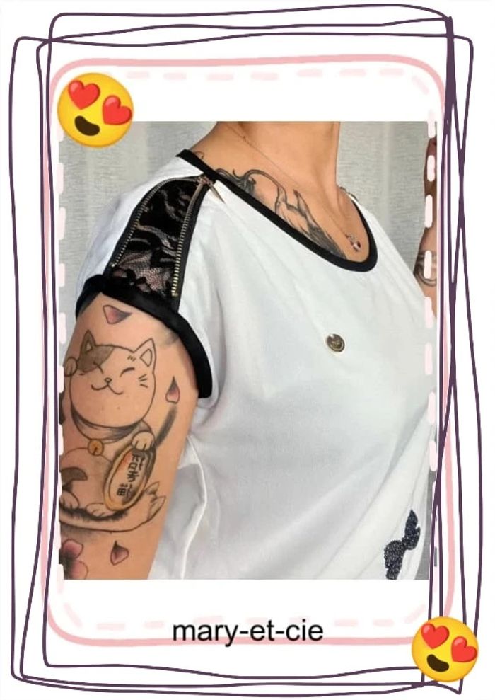 SOLDÉ - Blouse manches courtes taille M - Rinascimento - photo numéro 3