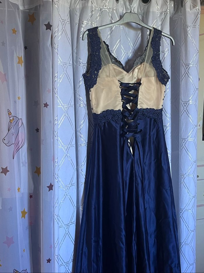 Robe de soirée - photo numéro 2