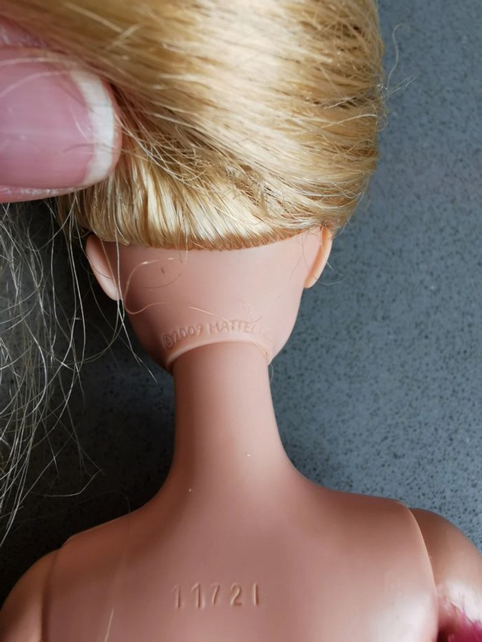 Poupée Barbie - photo numéro 5