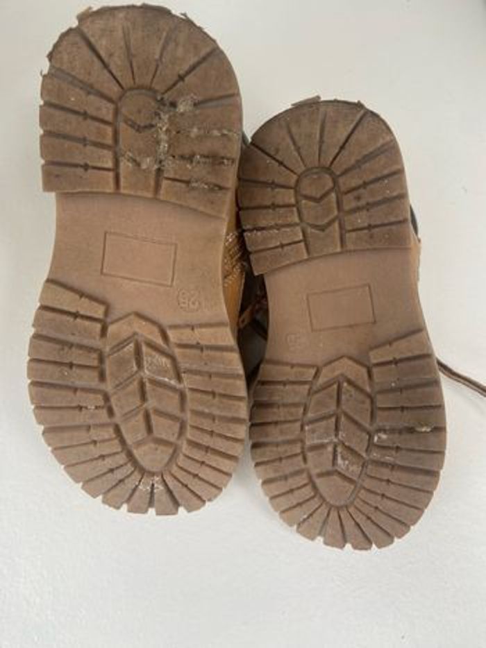 Bottines enfant Trappeur – Taille 25 – bon état - photo numéro 8
