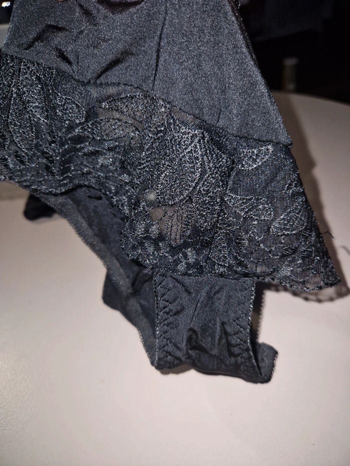 Ensemble Soutien gorge et slip 🖤 - photo numéro 11