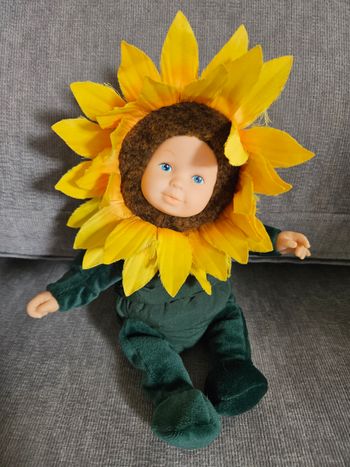 Poupée de collection Anne Geddes tournesol
