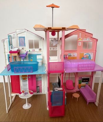 Maison barbie deluxe