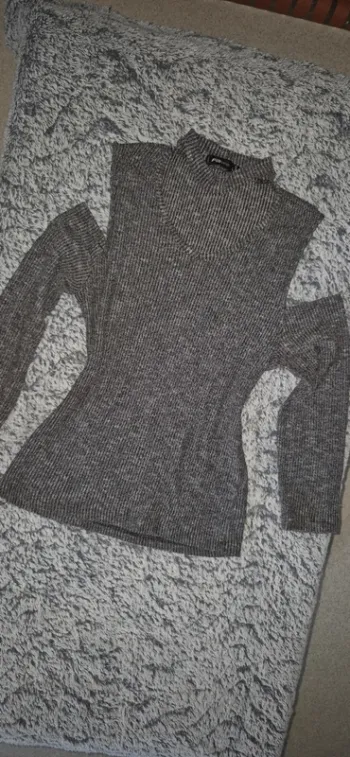 Haut femme gris