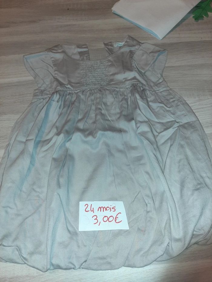 Robe 24mois