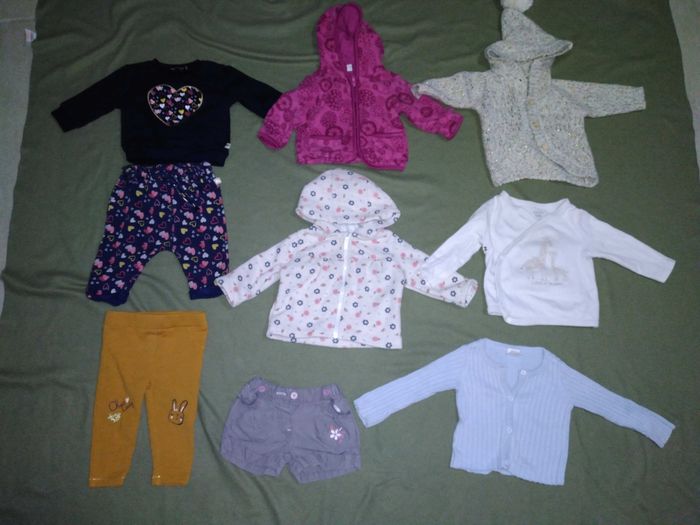 Lot 51 vêtements fille 3 mois - photo numéro 10