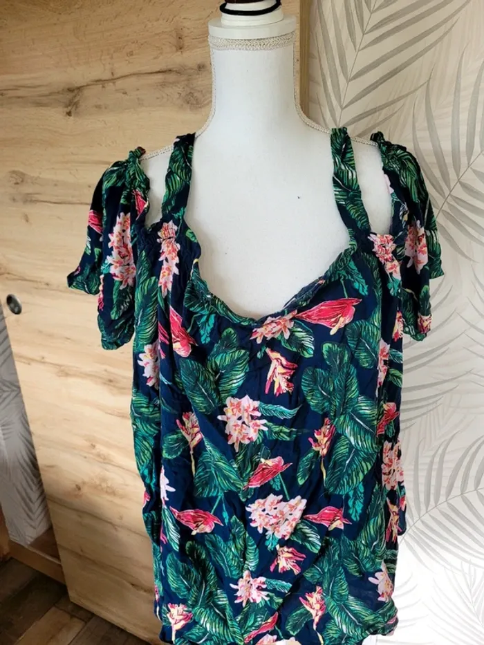 Haut femme taille 52 fleuri kiabi - photo numéro 2