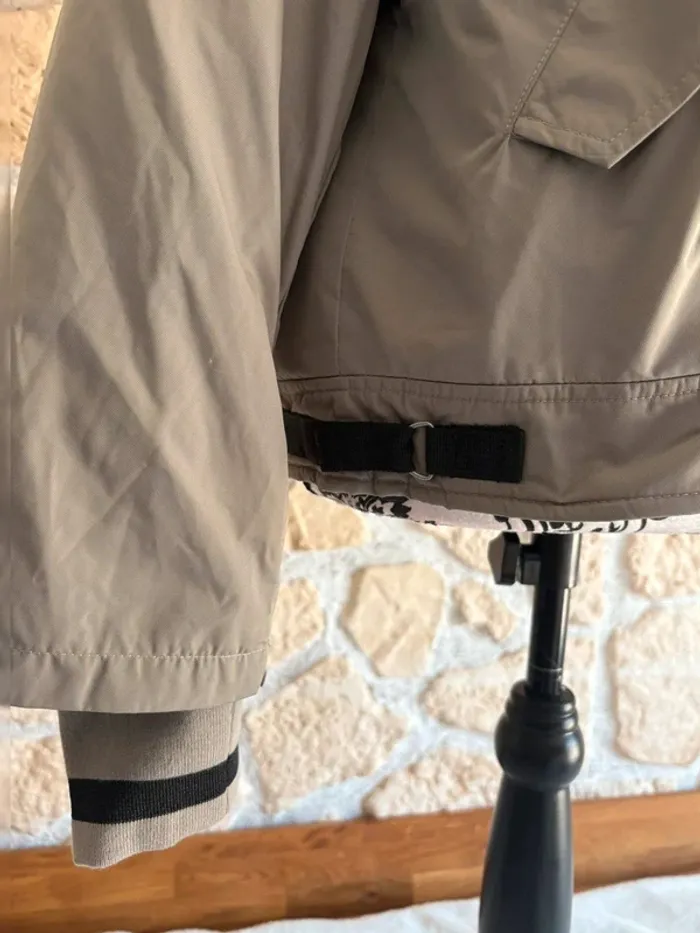 Blouson manteau veste taupe Kaporal S – Col sherpa blanc, neuf avec étiquettes - photo numéro 5