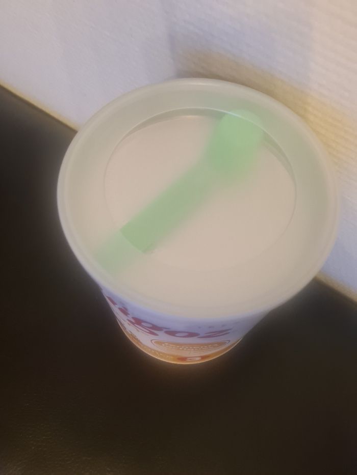 Boîte de lait guigoz pelargon 3eme age NEUVE - photo numéro 3