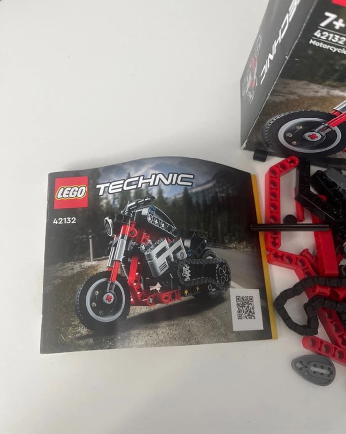 Lego technic 42132 : la moto ( 2 en 1) - photo numéro 2