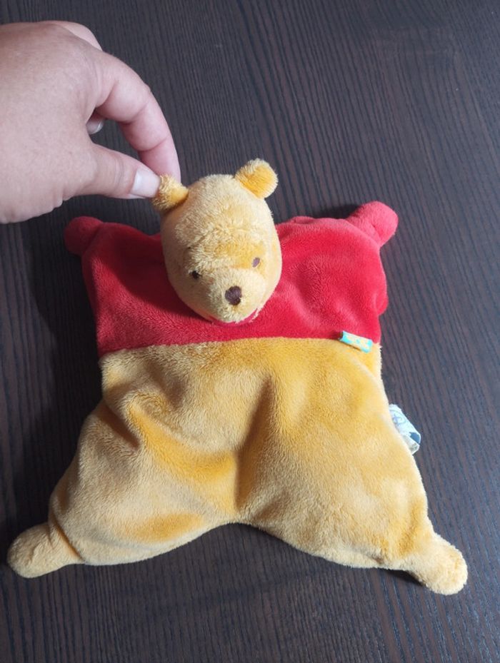 Doudou Winnie l'ourson - photo numéro 2