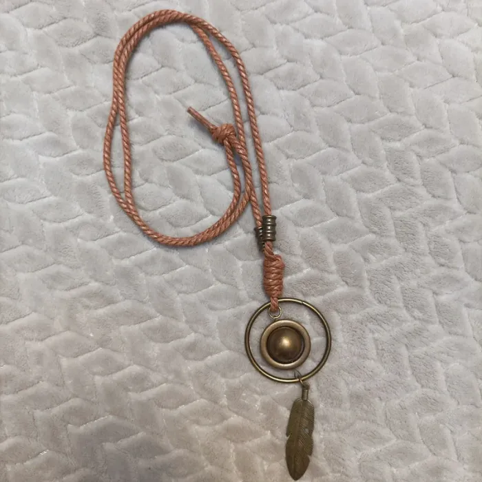 Collier sautoir bohème plume - photo numéro 2
