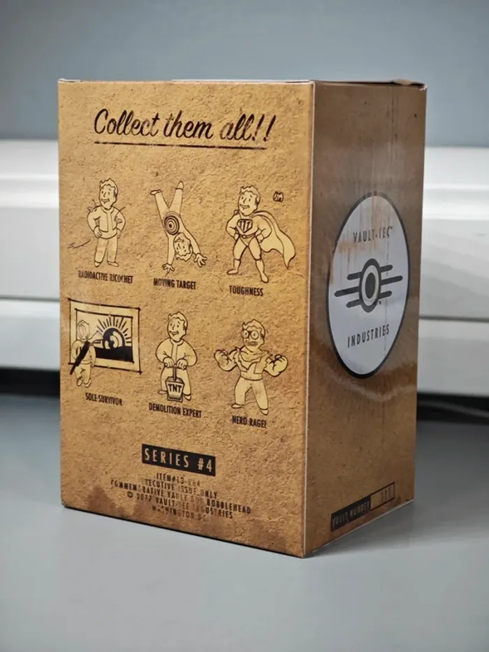 Figurine Fallout : Big Leagues 13cm neuve avec boîte - photo numéro 7