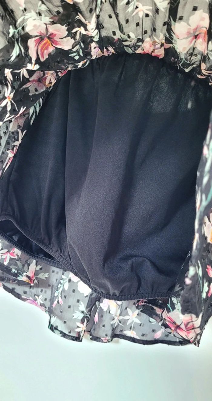 Joli Haut Croc Top fleuri et noir épaules dénudées Tally Weijl Taille S - photo numéro 6
