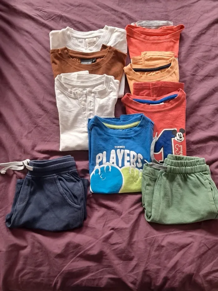 Lot vêtements garçon 5 ans - photo numéro 4