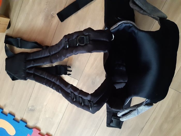 Porte bébé - photo numéro 3