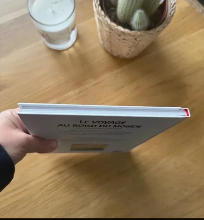 Livre enfant roman Le voyage au bord du Monde - photo numéro 11