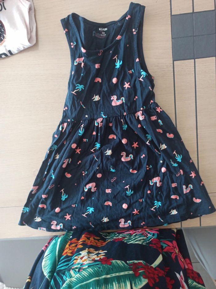 Lot vêtements 6 ans - photo numéro 4