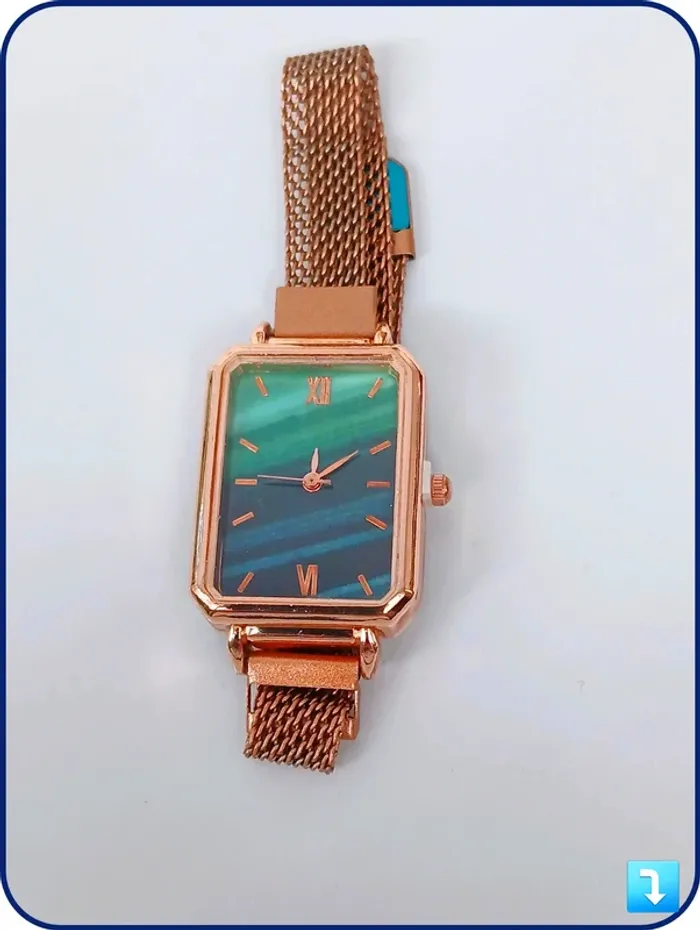 Montre rectangle cadran marbré vert & bracelet maille dorée style vintage chic - photo numéro 7