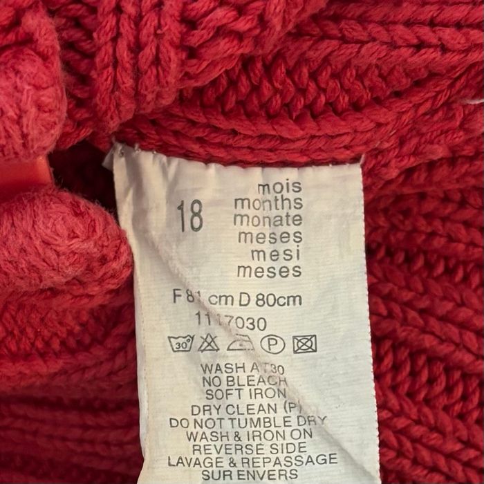 Gilet à capuche rouge - photo numéro 4