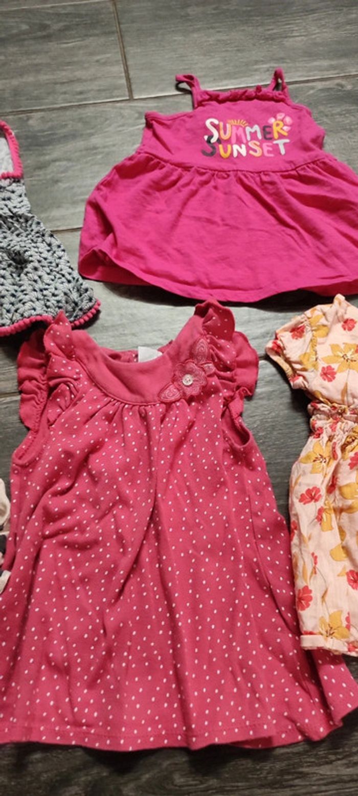 Lot robes 6 mois - photo numéro 3