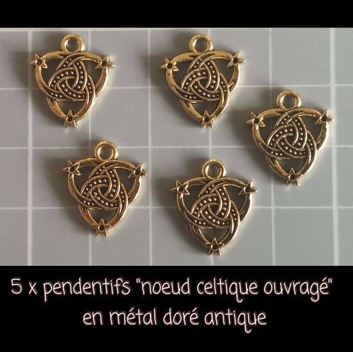 5 x pendentifs "nœud celtique ouvragé" en métal doré antique