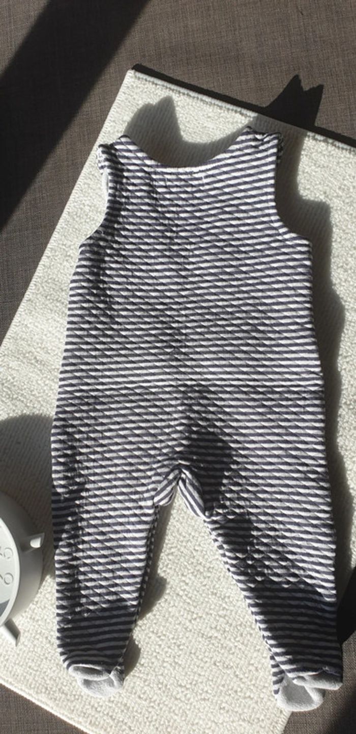 Salopette avec pieds 6 mois - photo numéro 5