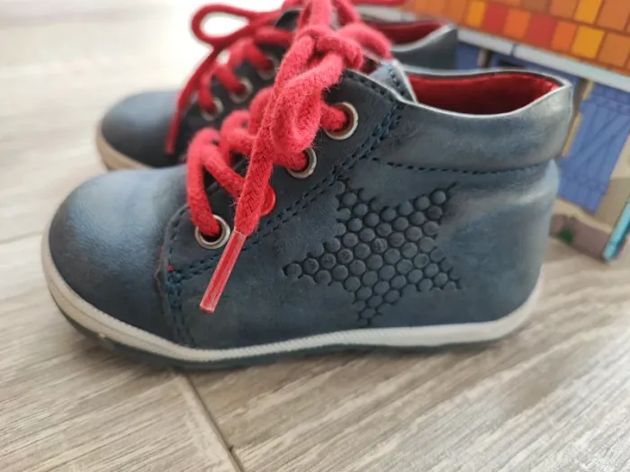 Chaussure - photo numéro 2