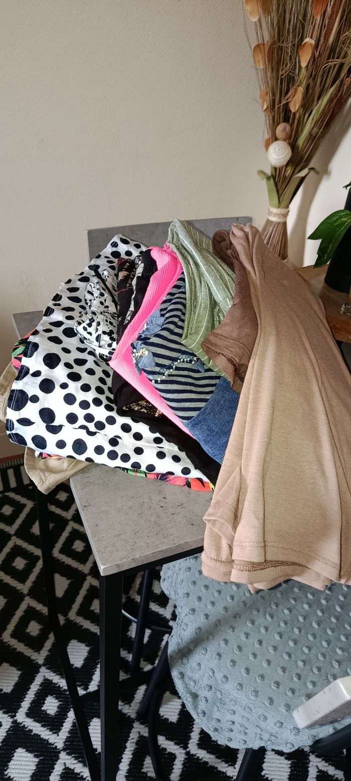 Lot vêtements - photo numéro 2