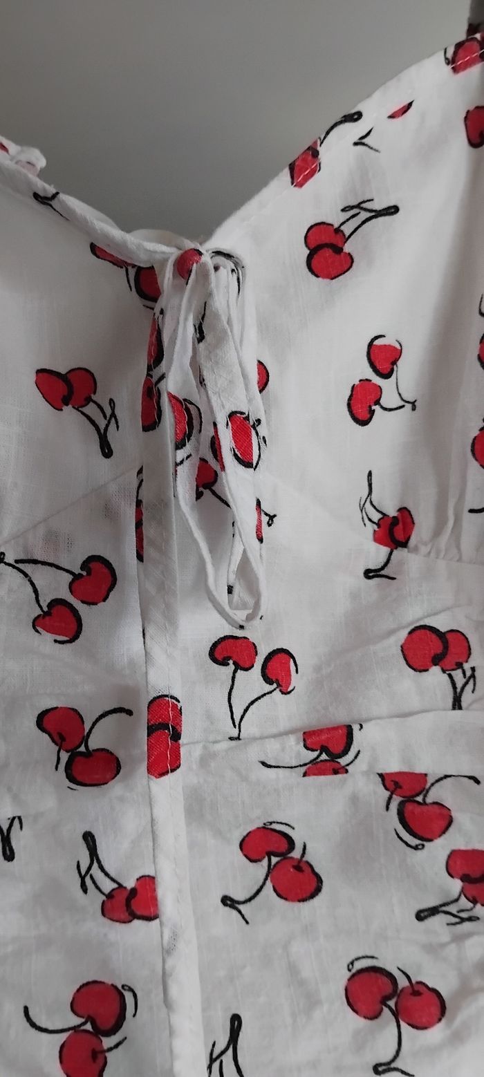 Jolie Robe blanche cerise Rouge Tbe - photo numéro 6