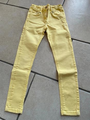 Jean slim jaune Kiabi