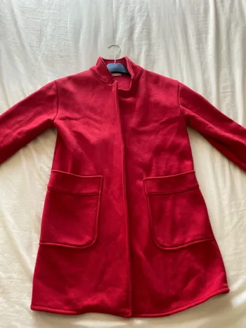Veste, longue rouge