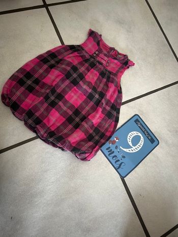 Robe à carreaux