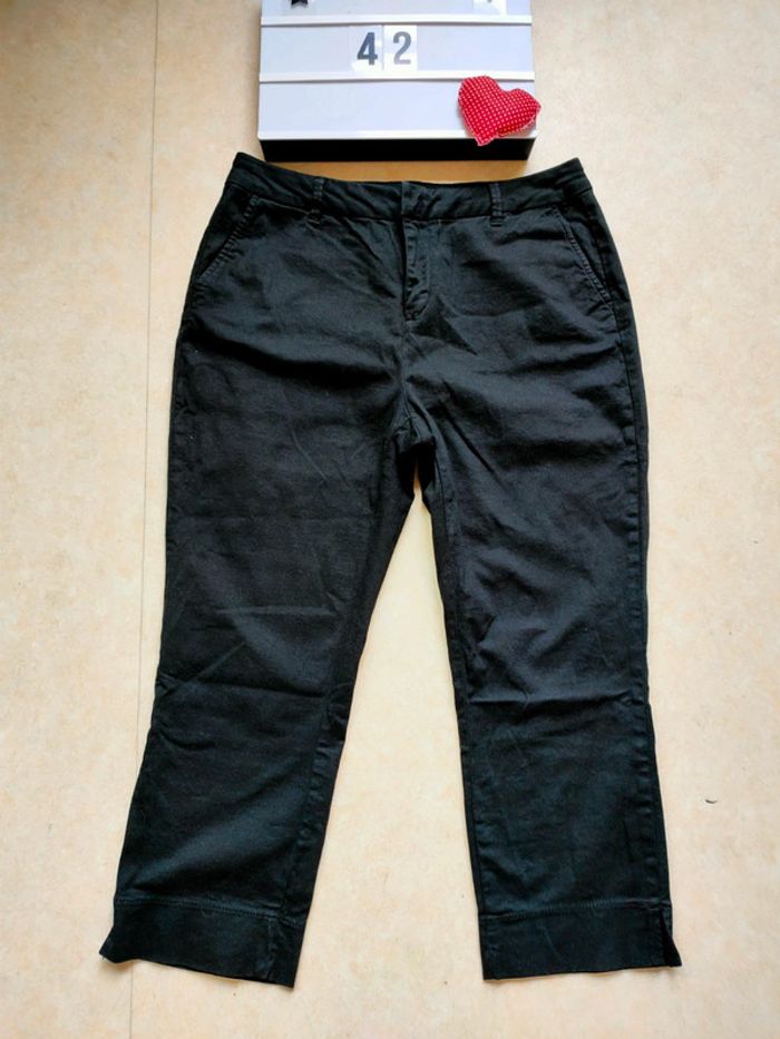 Pantalon noir court taille 42 marque camaïeu