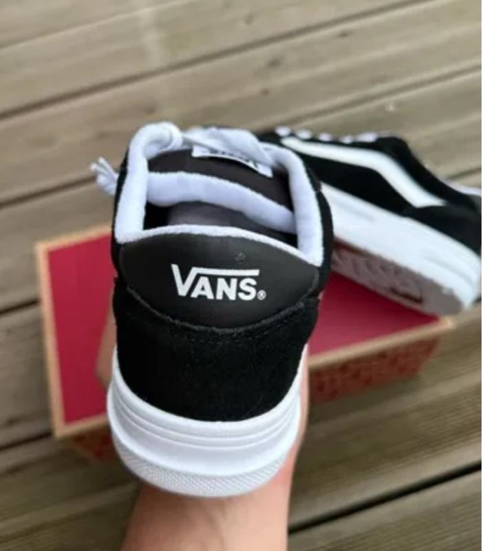 Vans Hylane Taille 38 Neuf avec boîte - photo numéro 5