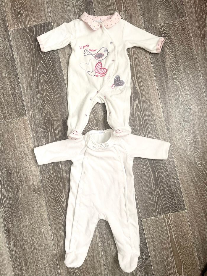 2 grenouillères en velours 3 mois