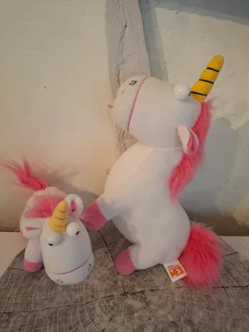 Peluches Fluffy Moi Moche et Méchant