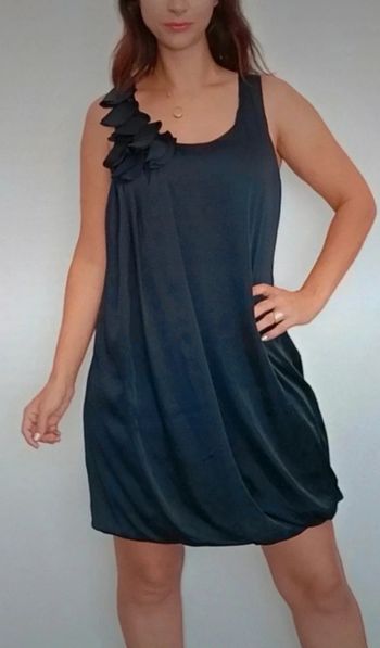 Robe satin noir chic fêtes taille 40