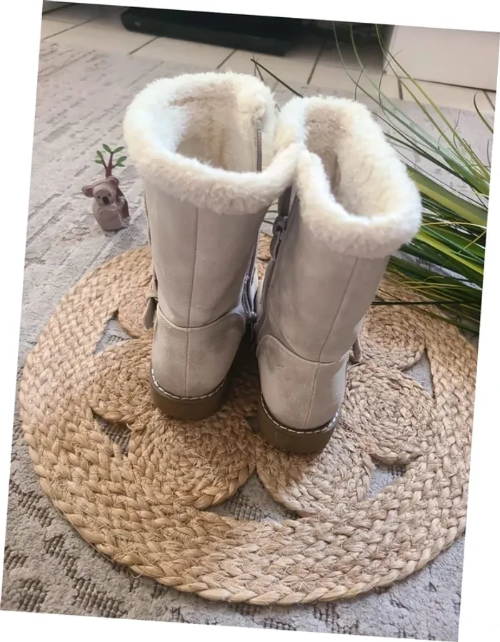 Bottes taille 29 - photo numéro 3