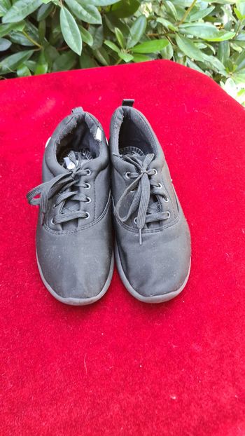 basket chausson T 7  (38-39)