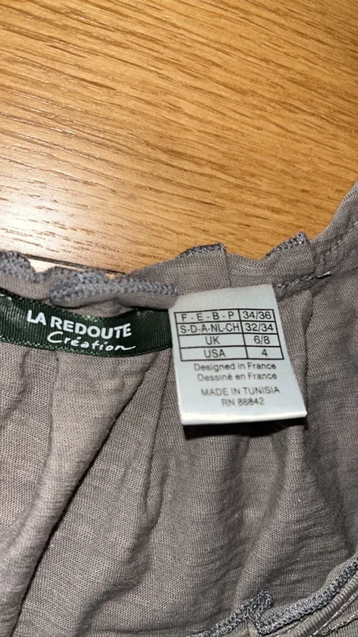 Robe manches courtes - photo numéro 2