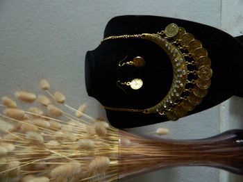 Collier + boucles d'oreilles neuves