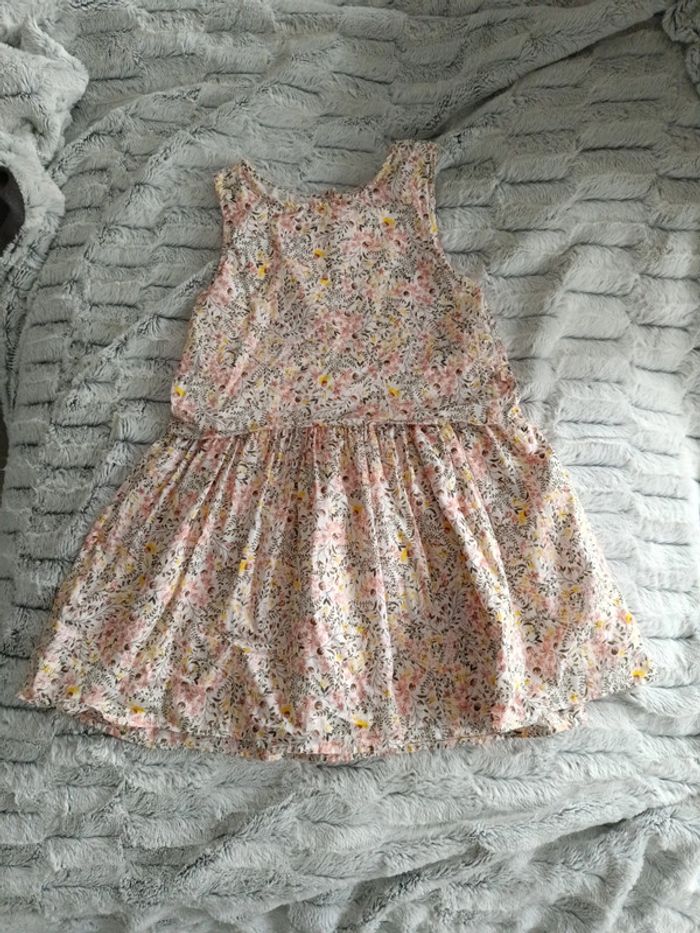 Très jolie robe sergent major 8 ans
