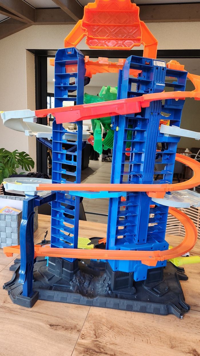 Garage dino Hot Wheels - photo numéro 4