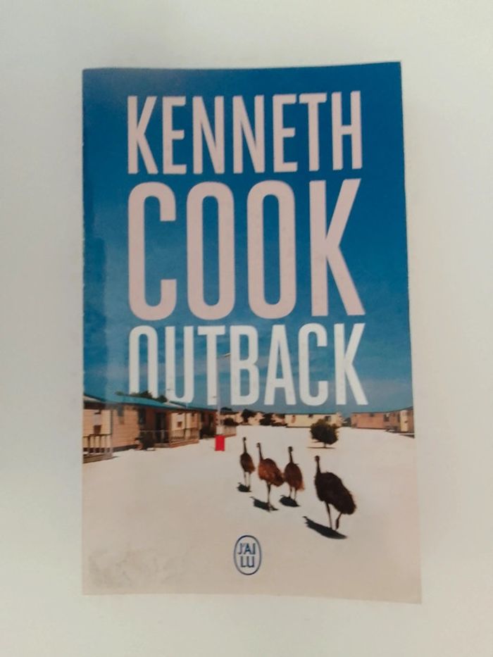 Kenneth Cook 🪅 Outback - photo numéro 1