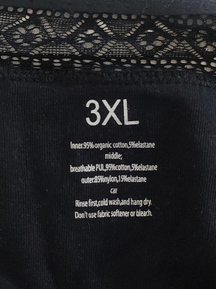 String menstruel noir / TCM - 46/XXXL - photo numéro 3